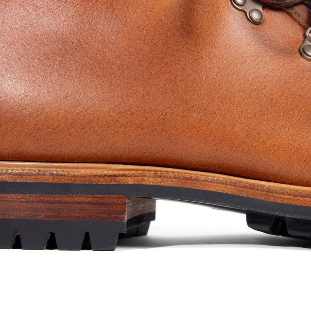 Pachena Bay - Moc Latigo Waxed Flesh - VIBERG