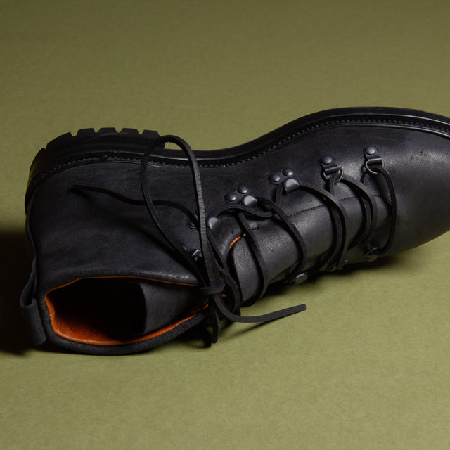 Hiker - Black Waxy Commander - VIBERG